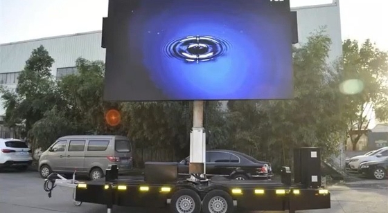 修理された移動式トラック移動式デジタルによって導かれる掲示板の広告のトラック ビジネス車をLED表示